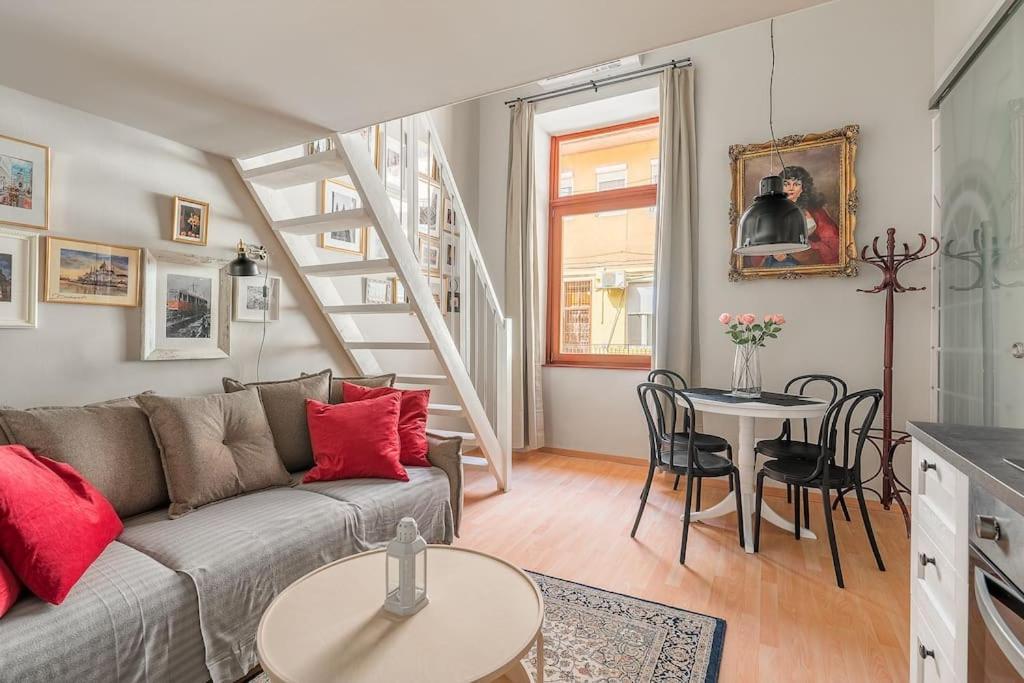 Elizabeth Boulevard Unity Boedapest Buitenkant foto